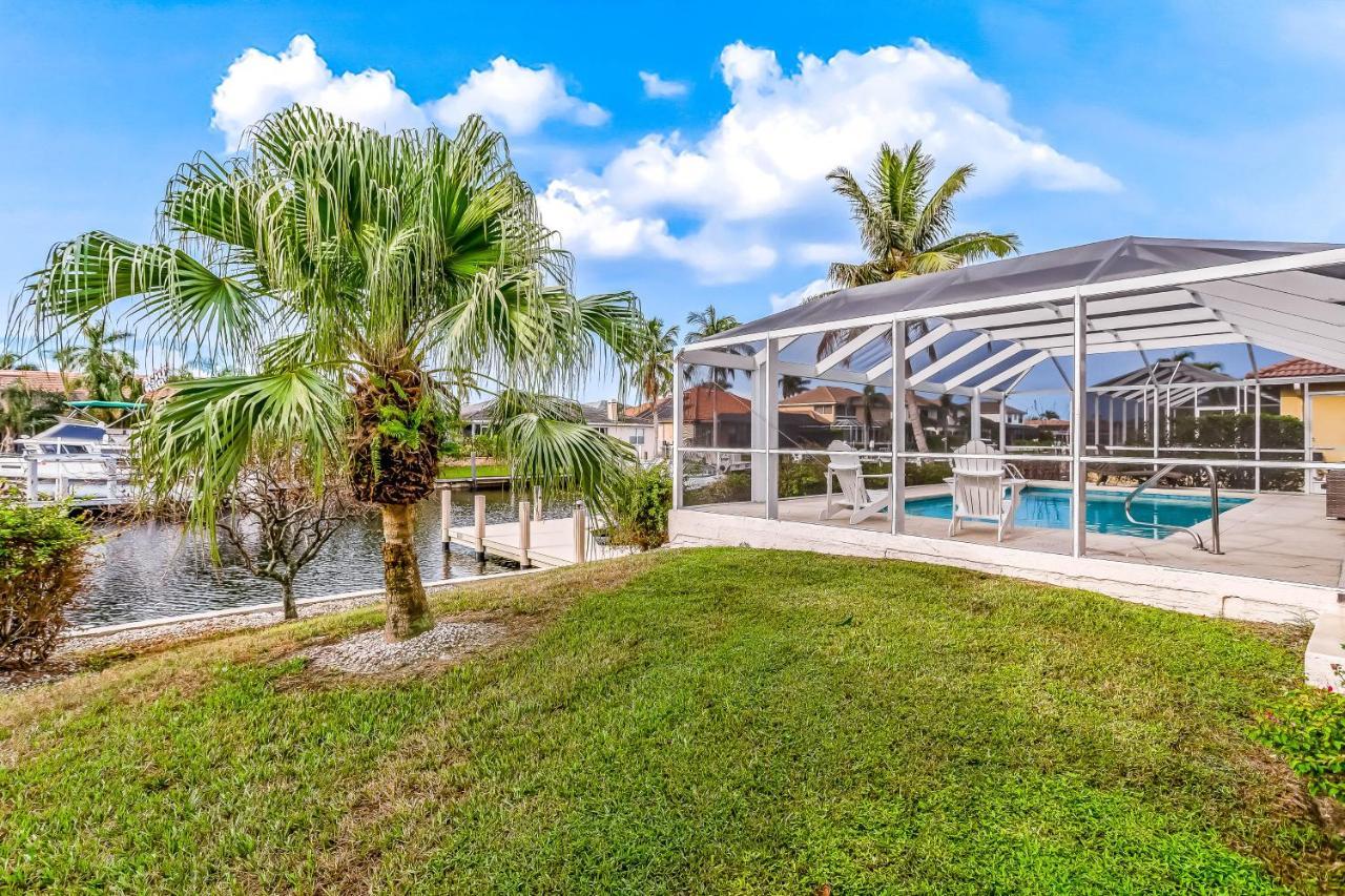 Menorca Court Villa Marco Island Exteriör bild